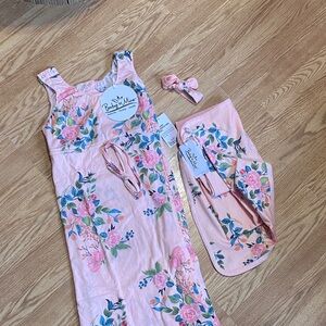 NWT Mommy & Me Matching Pink Floral Nightgown and Newborn Swaddle and Bow Set
